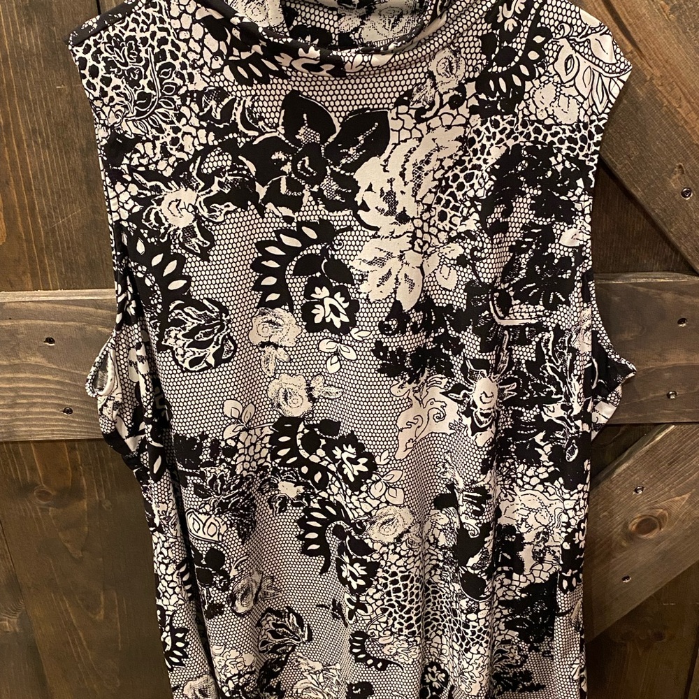 Fashion Bug Black and White Floral Tank Top